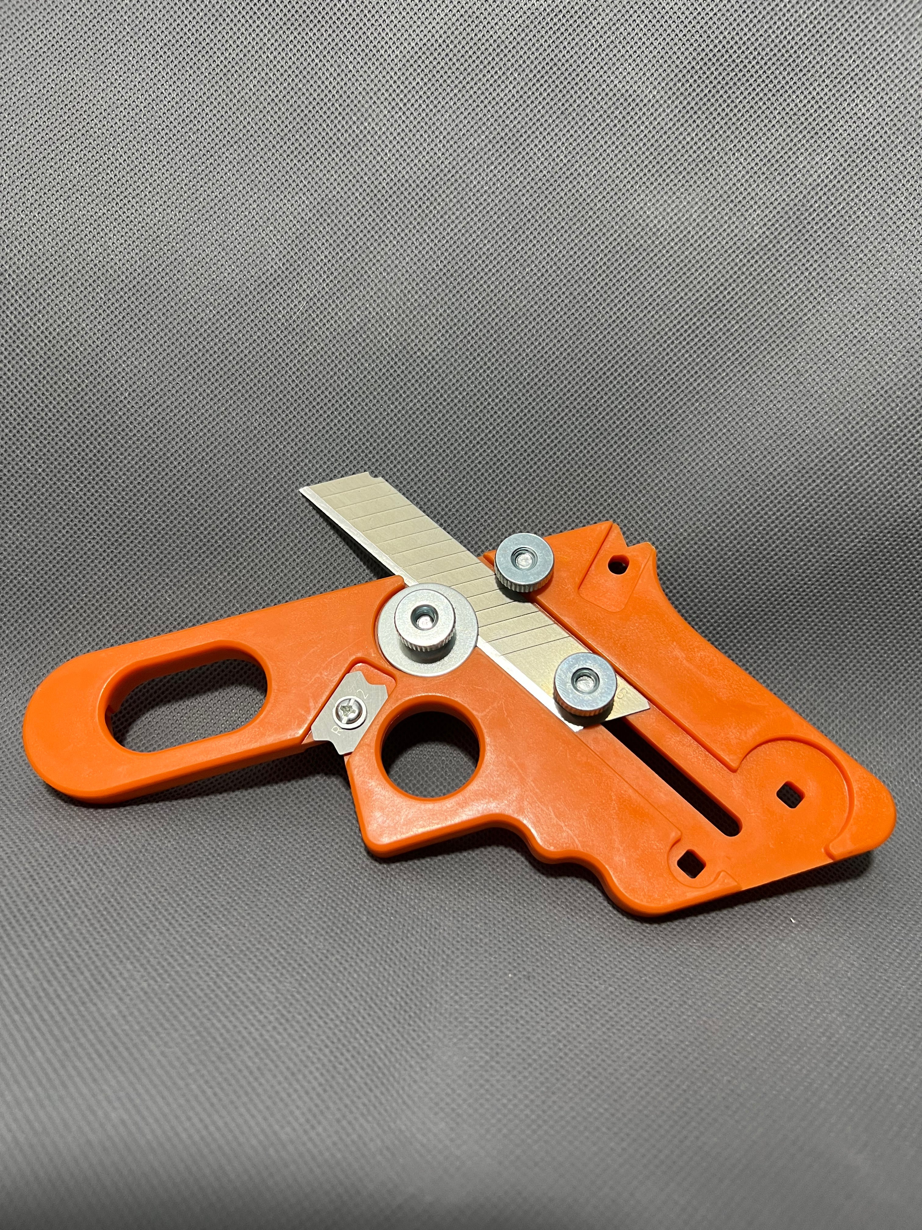 أداة قص حواف الخشب الاحترافية (Coupe Chant)